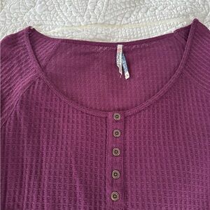 Wallflower Women's Plum Waffle Knit Long Sleeve Top